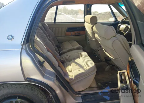 1996 Buick Park Avenue z USA, uszkodzony, nr VIN 1G4CW52K4TH608631